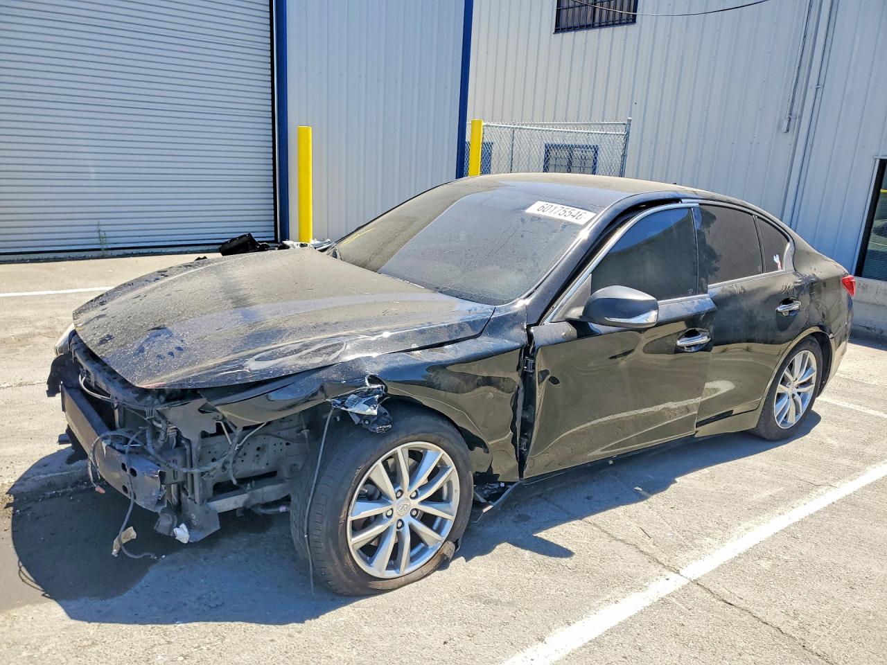 2015 INFINITI Q50 BASE