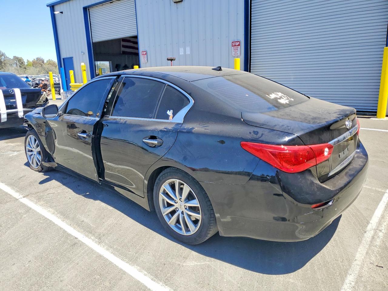 2015 INFINITI Q50 BASE — снимка 2