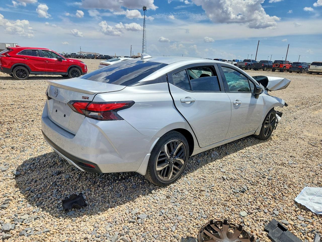 2025 NISSAN VERSA SR — снимка 3