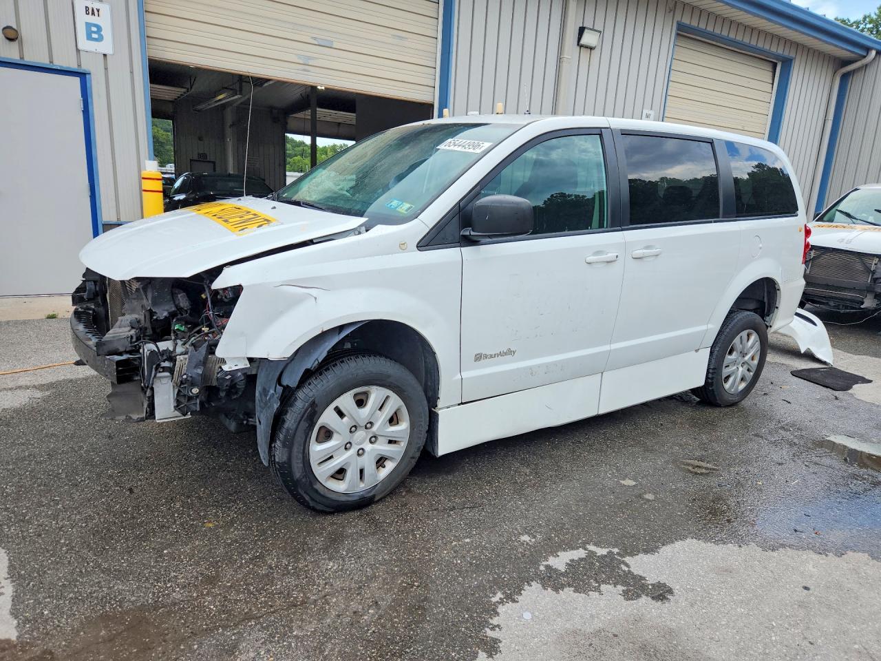 2018 DODGE GRAND CARAVAN SE