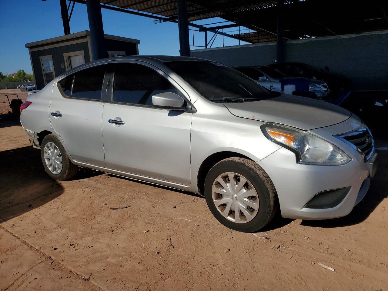 2018 NISSAN VERSA SV — снимка 4