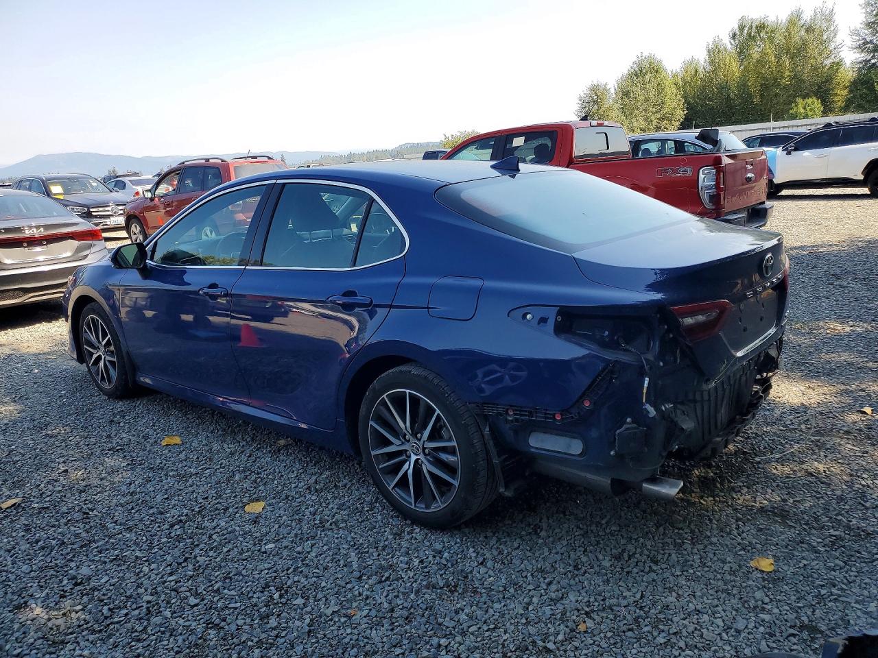 2023 TOYOTA CAMRY XLE — снимка 2