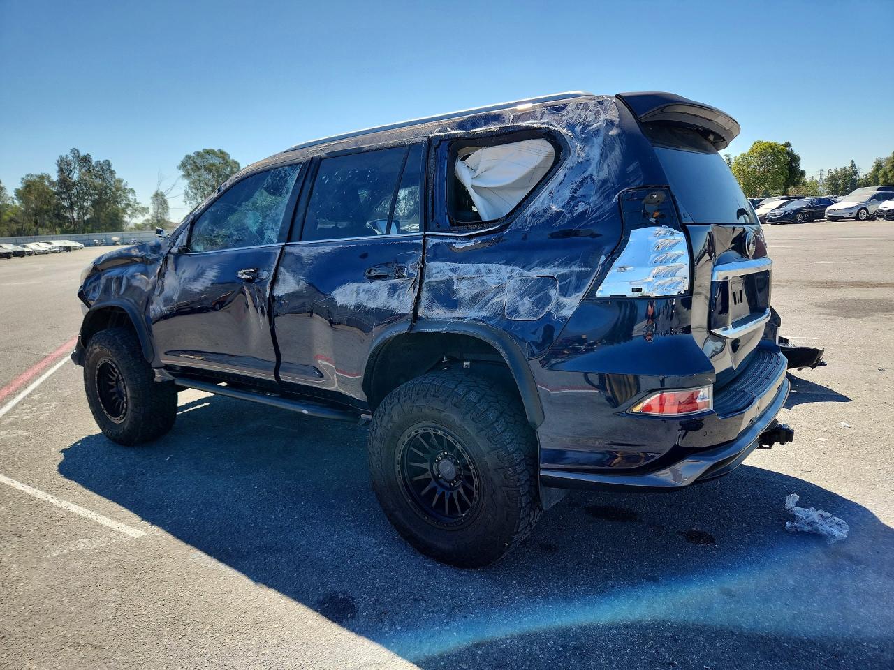 2023 LEXUS GX 460 — снимка 2