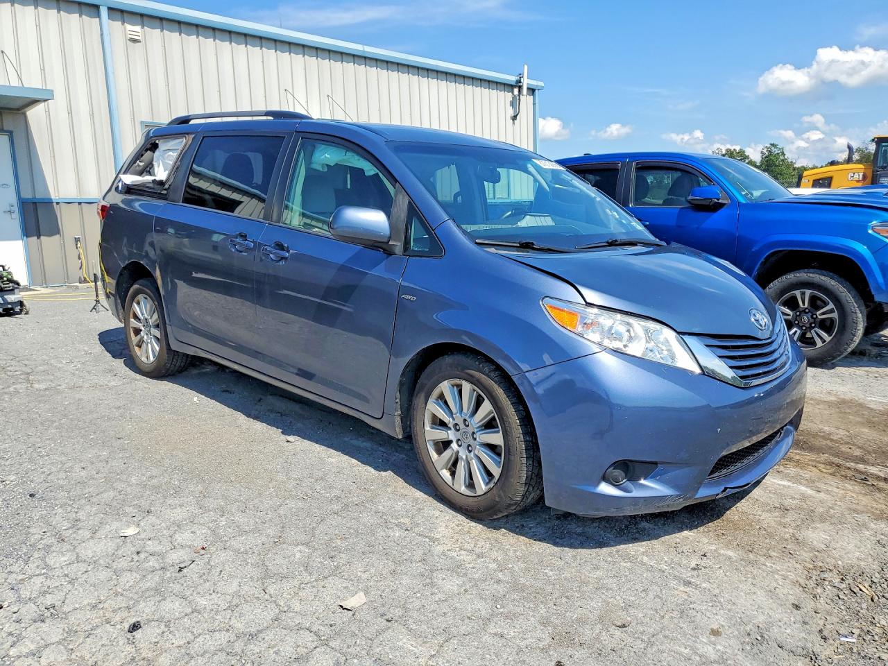 2016 TOYOTA SIENNA LE — снимка 4