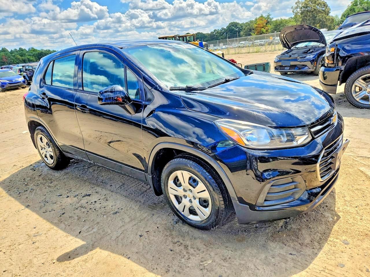 2017 CHEVROLET TRAX LS — снимка 4