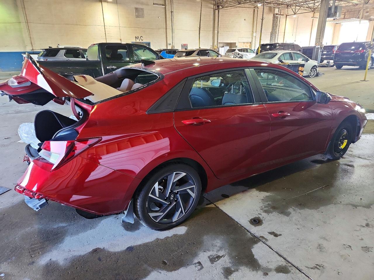 2025 HYUNDAI ELANTRA SEL SPORT — снимка 3