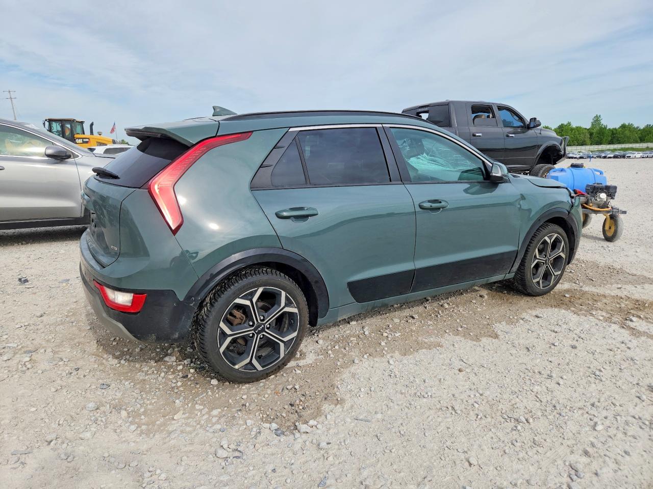 2023 KIA NIRO EX — снимка 3