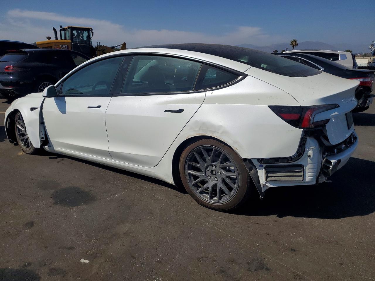 2026 TESLA MODEL 3 — снимка 2