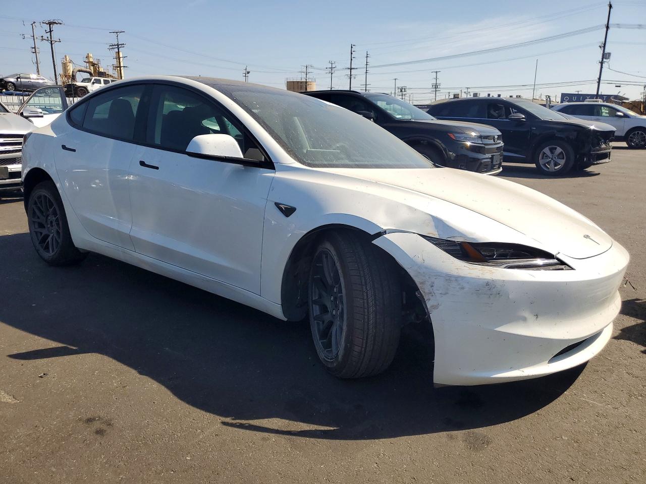 2026 TESLA MODEL 3 — снимка 4