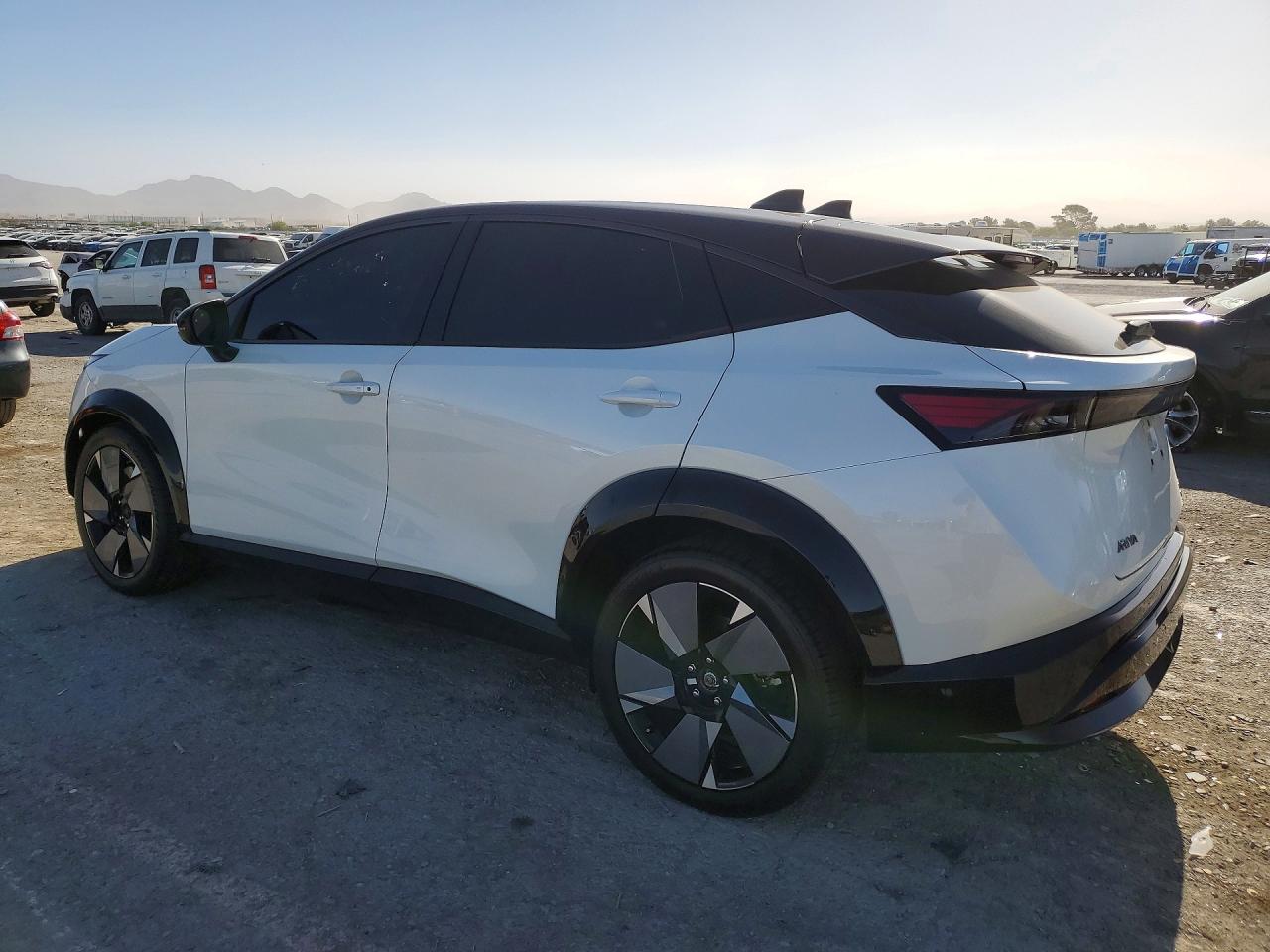 2023 NISSAN ARIYA PLATINUM + — снимка 2