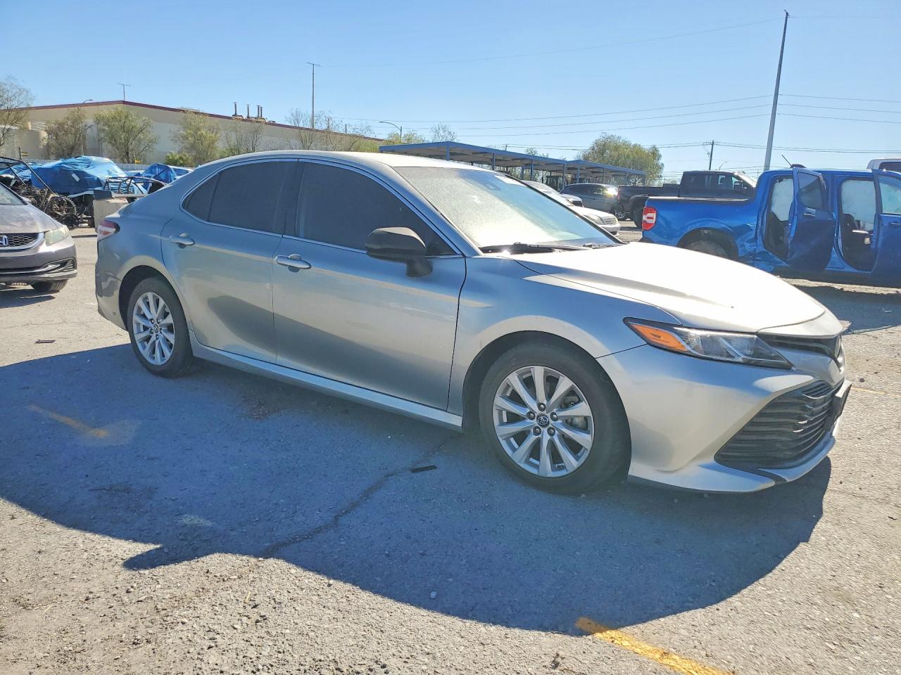 2019 TOYOTA CAMRY LE — снимка 4