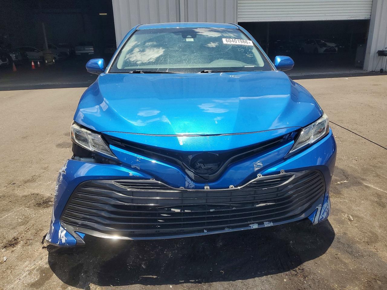 2019 TOYOTA CAMRY LE — снимка 5