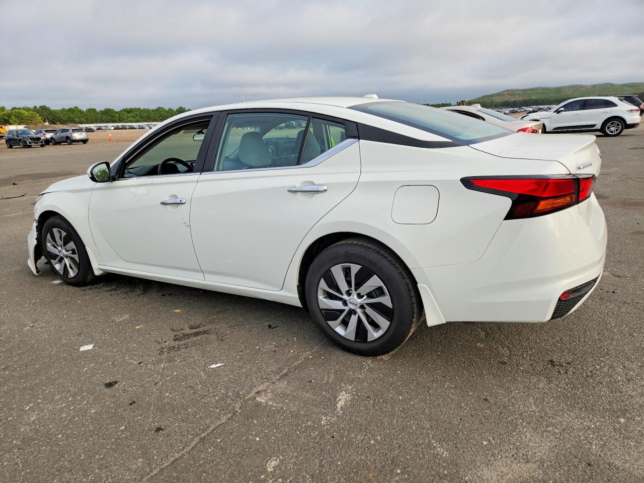 2020 NISSAN ALTIMA S — снимка 2
