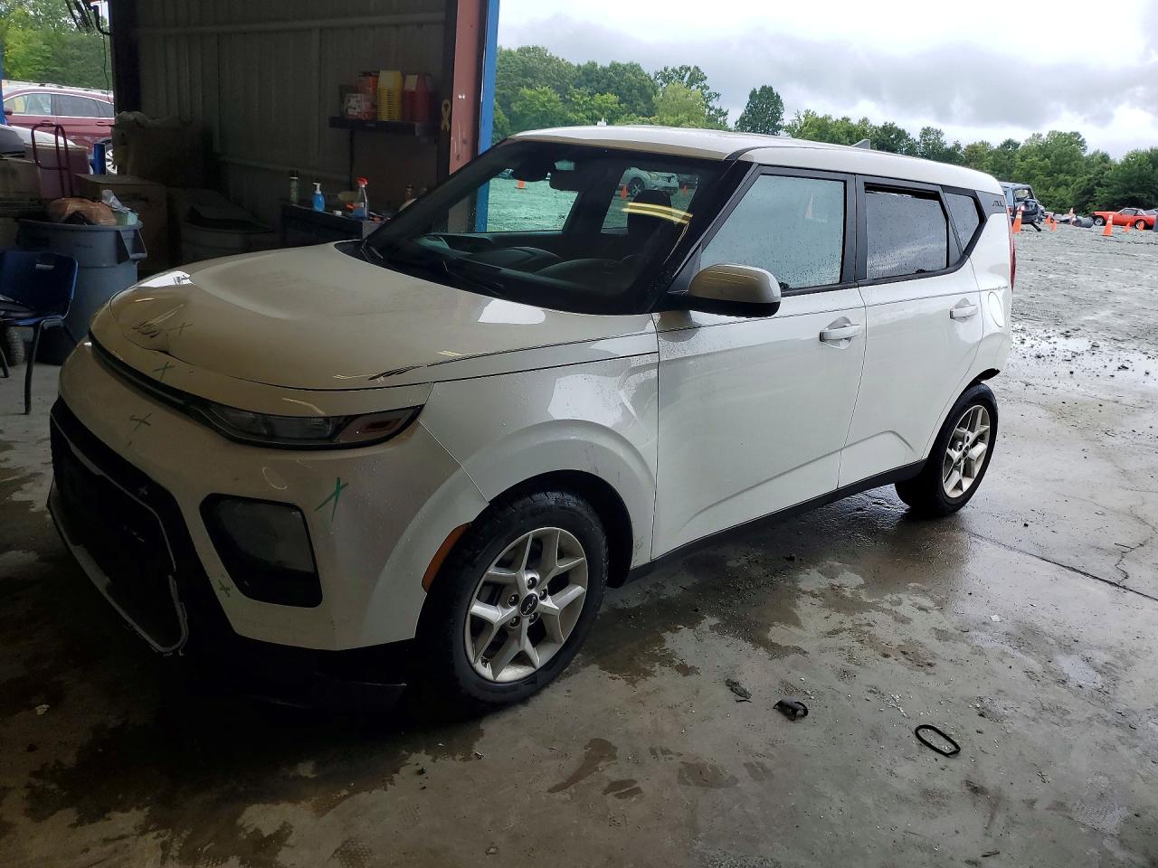 2022 KIA SOUL LX
