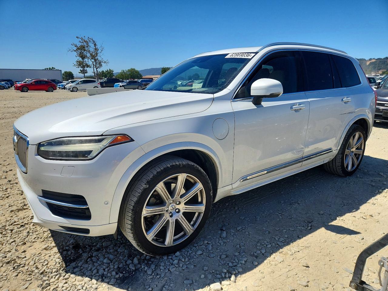 2016 VOLVO XC90 T8
