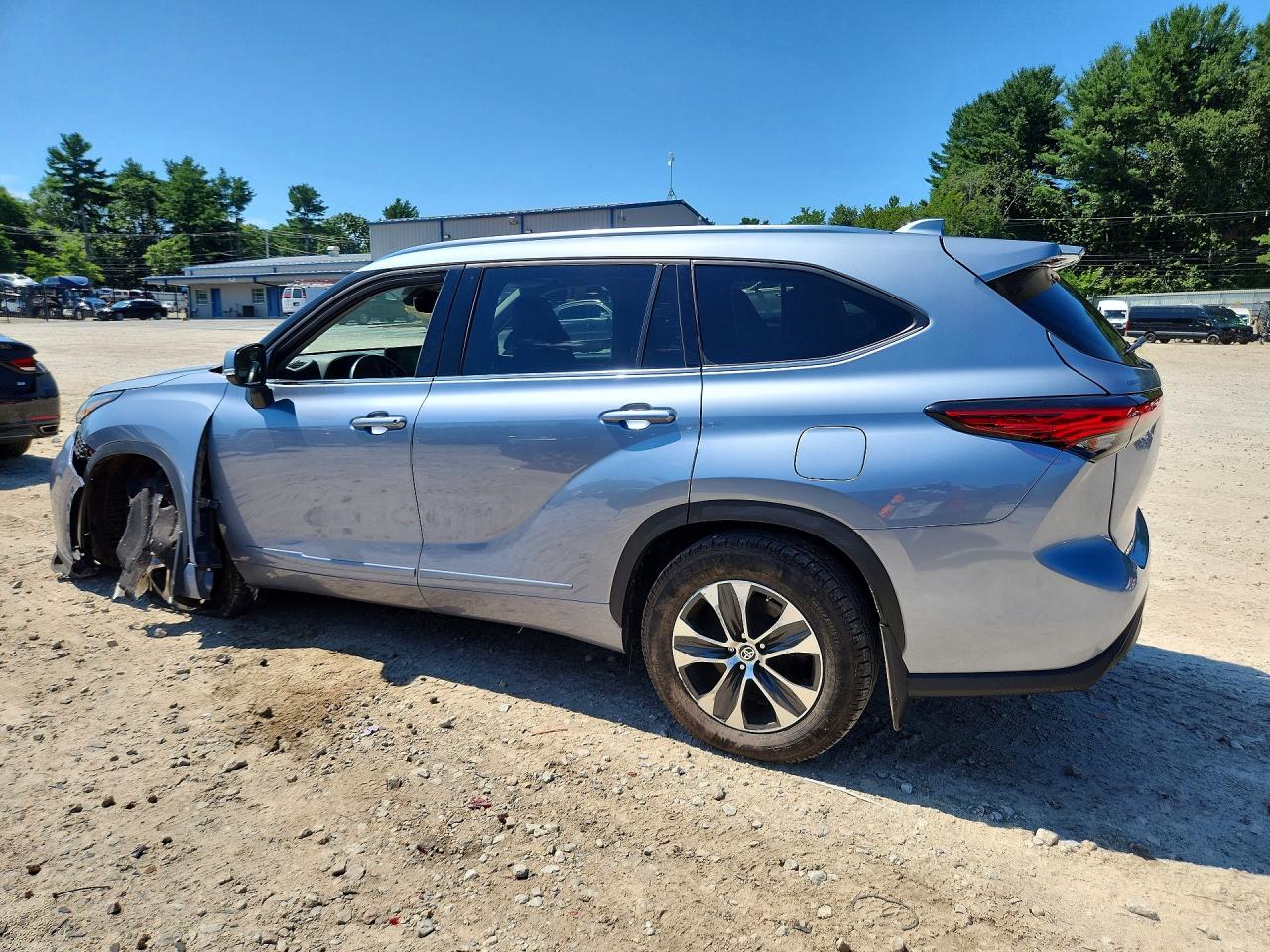 2021 TOYOTA HIGHLANDER XLE — снимка 2