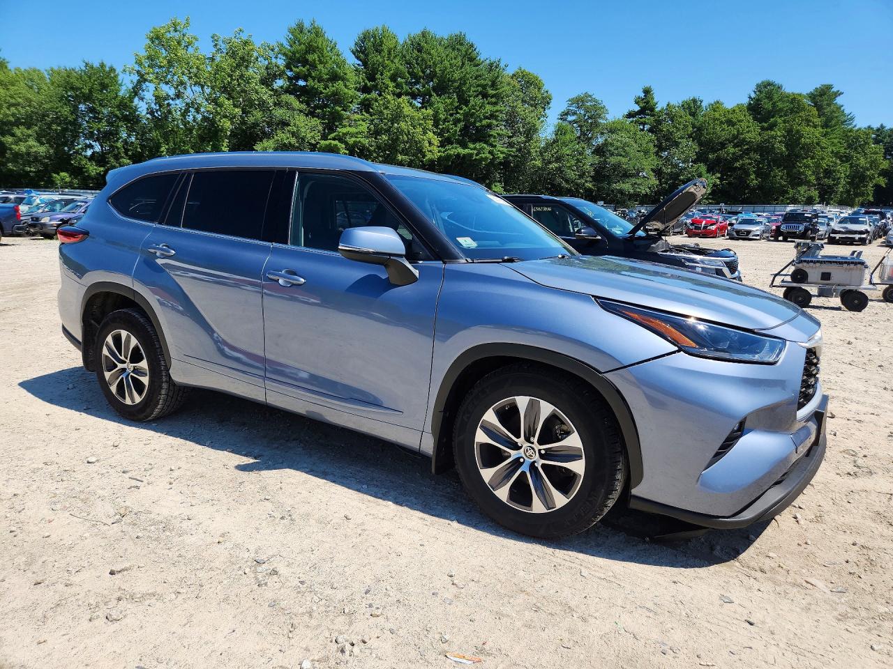 2021 TOYOTA HIGHLANDER XLE — снимка 4