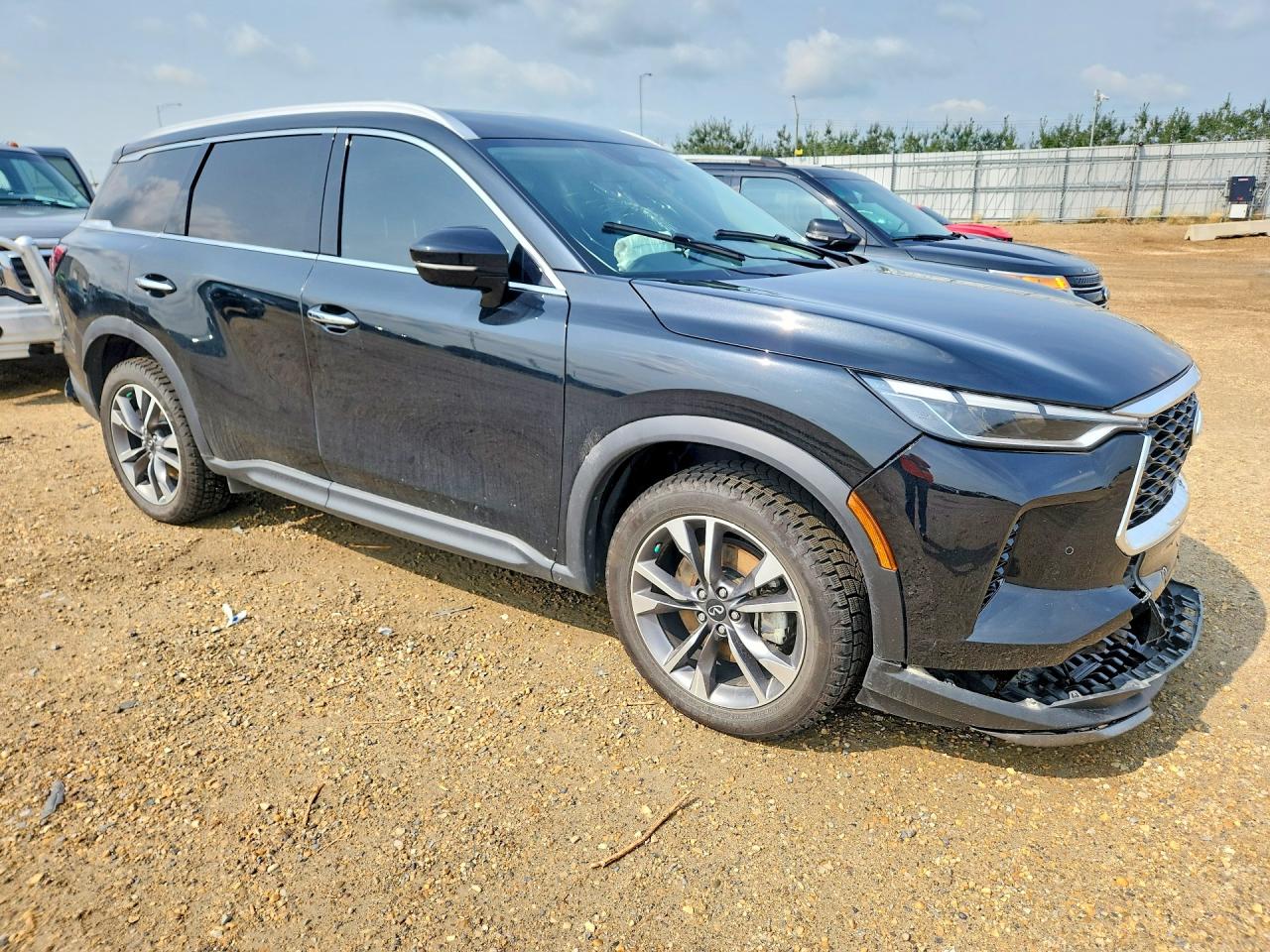 2022 INFINITI QX60 LUXE — снимка 4