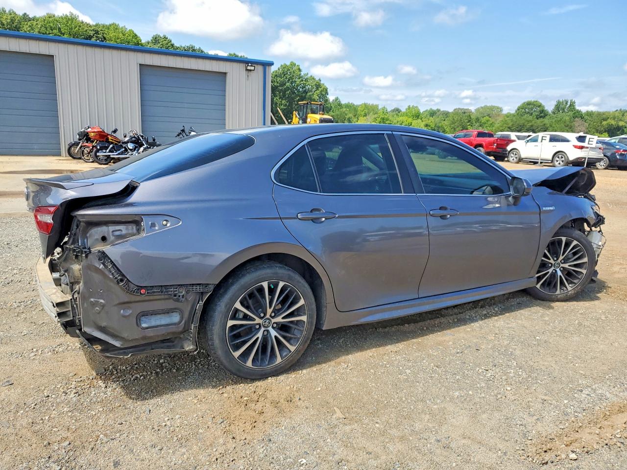 2018 TOYOTA CAMRY HYBRID SE — снимка 3