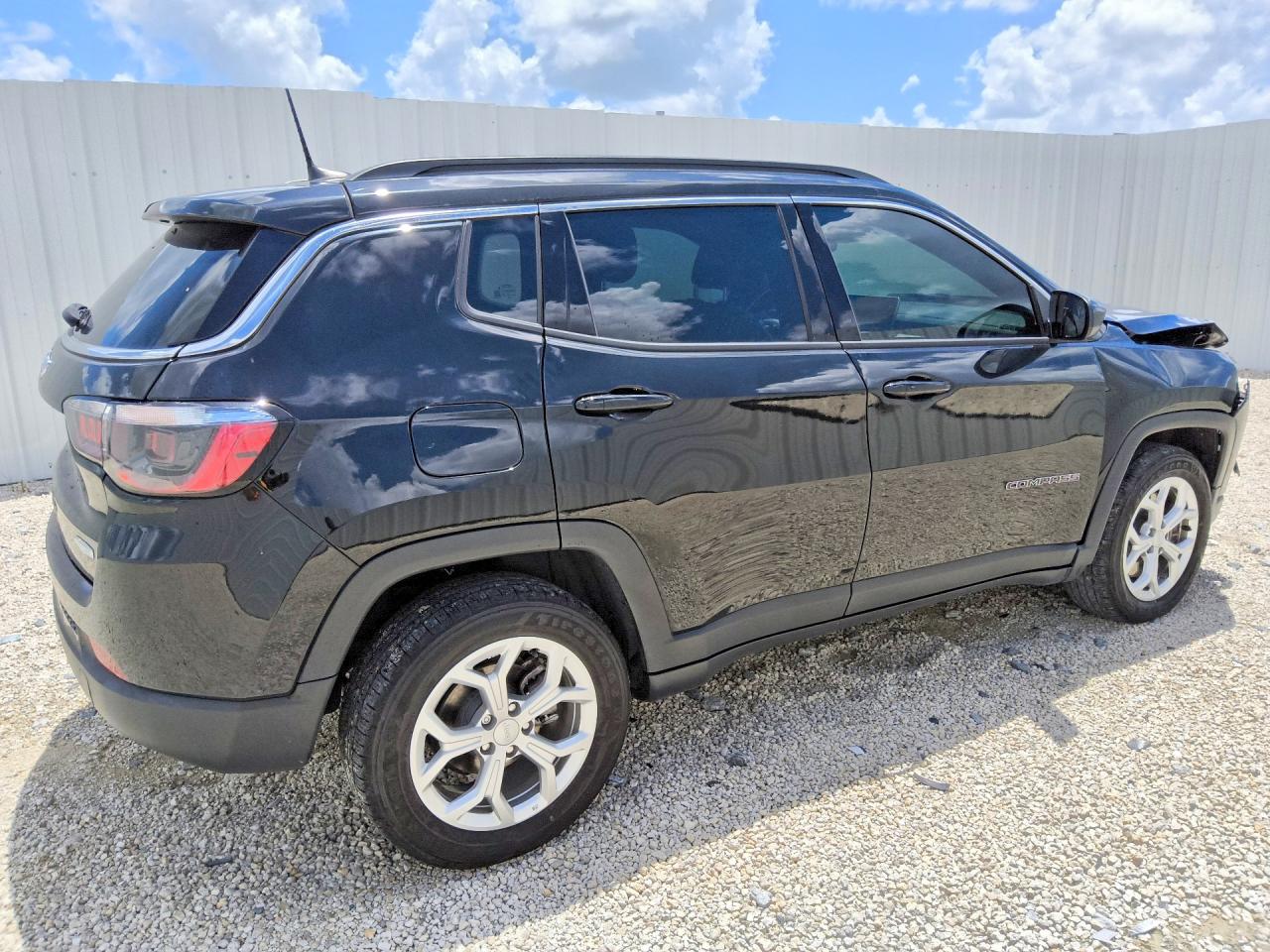 2024 JEEP COMPASS LATITUDE — снимка 3