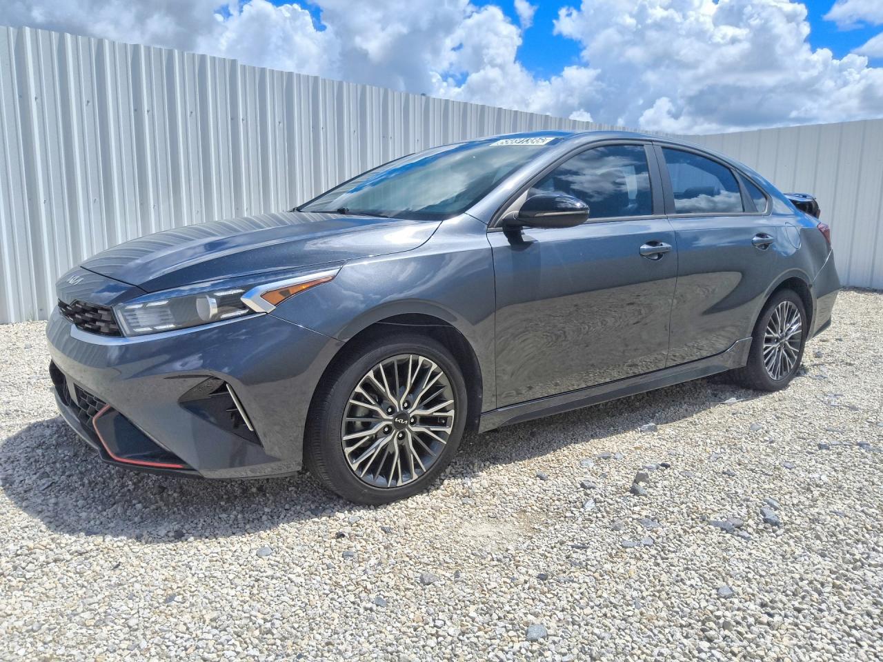 2023 KIA FORTE GT LINE
