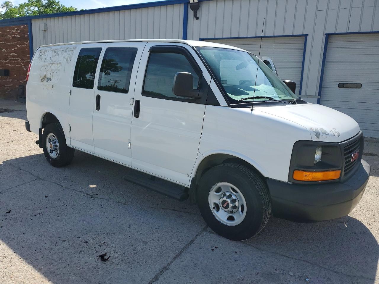2015 GMC SAVANA G2500 — снимка 4