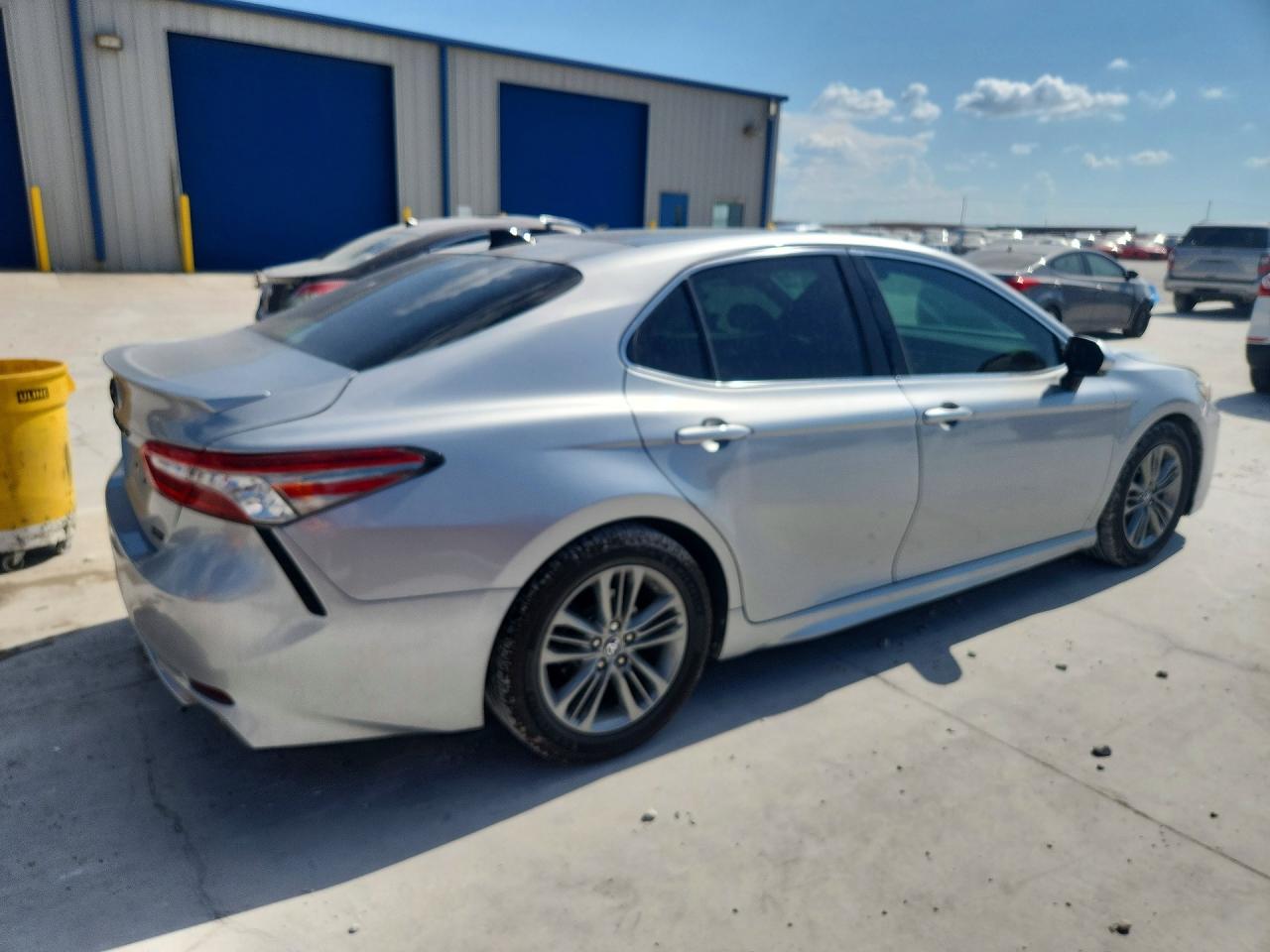 2019 TOYOTA CAMRY XSE — снимка 3