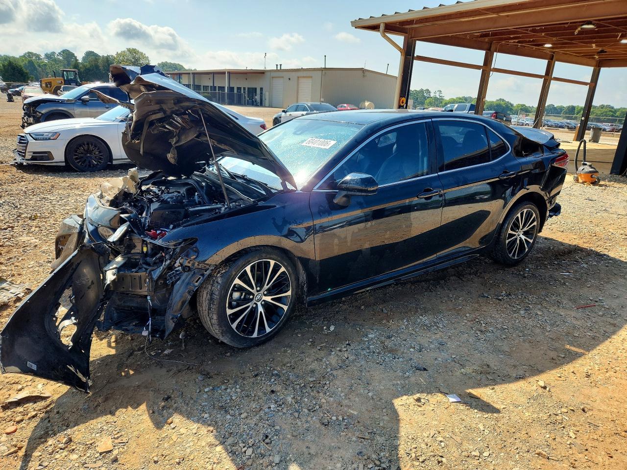 2019 TOYOTA CAMRY SE
