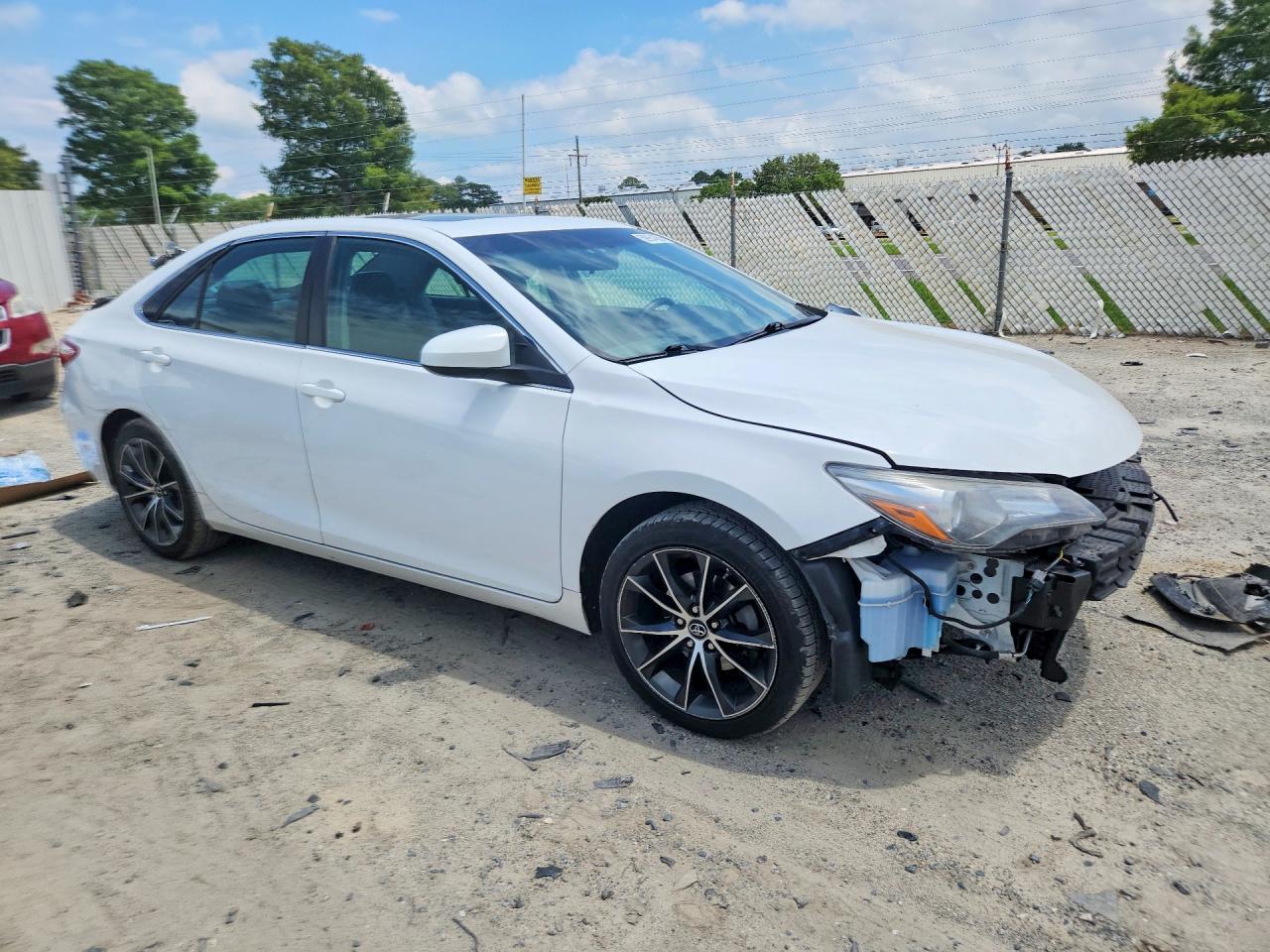 2017 TOYOTA CAMRY XSE — снимка 4
