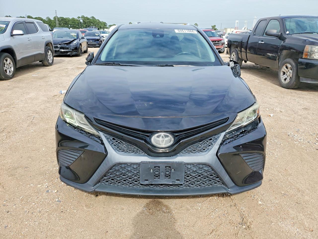 2019 TOYOTA CAMRY SE — снимка 5