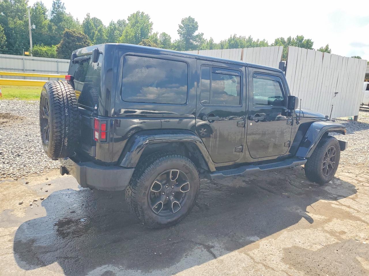 2017 JEEP WRANGLER UNLIMITED SAHARA — снимка 3
