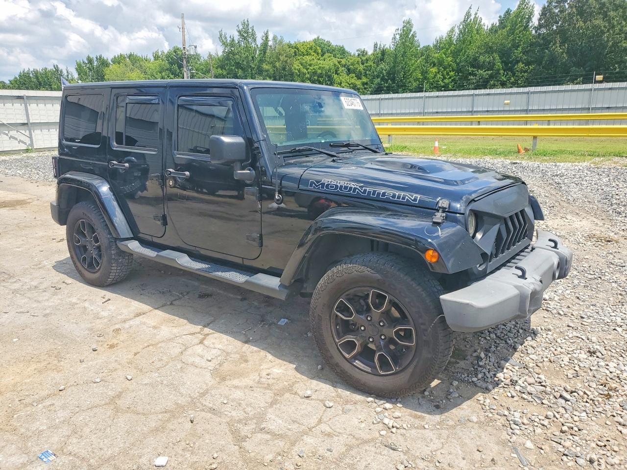 2017 JEEP WRANGLER UNLIMITED SAHARA — снимка 4