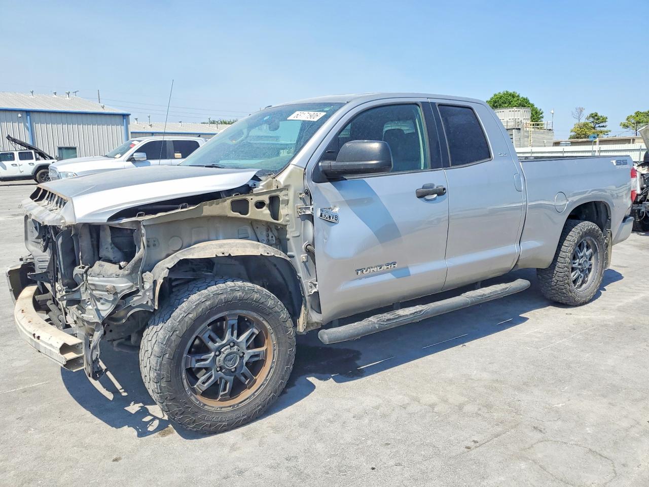 2015 TOYOTA TUNDRA SR5