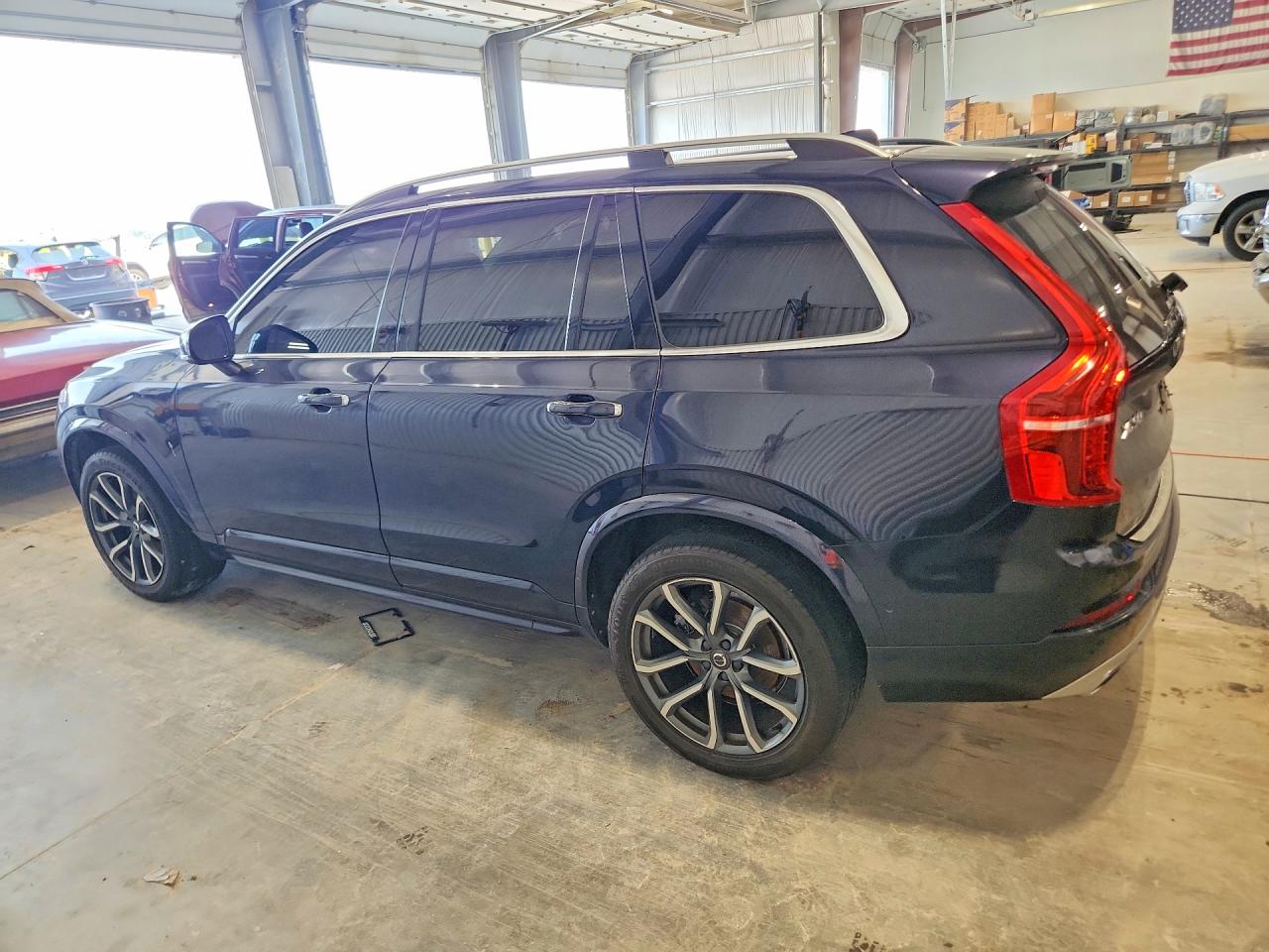 2017 VOLVO XC90 T6 — снимка 2