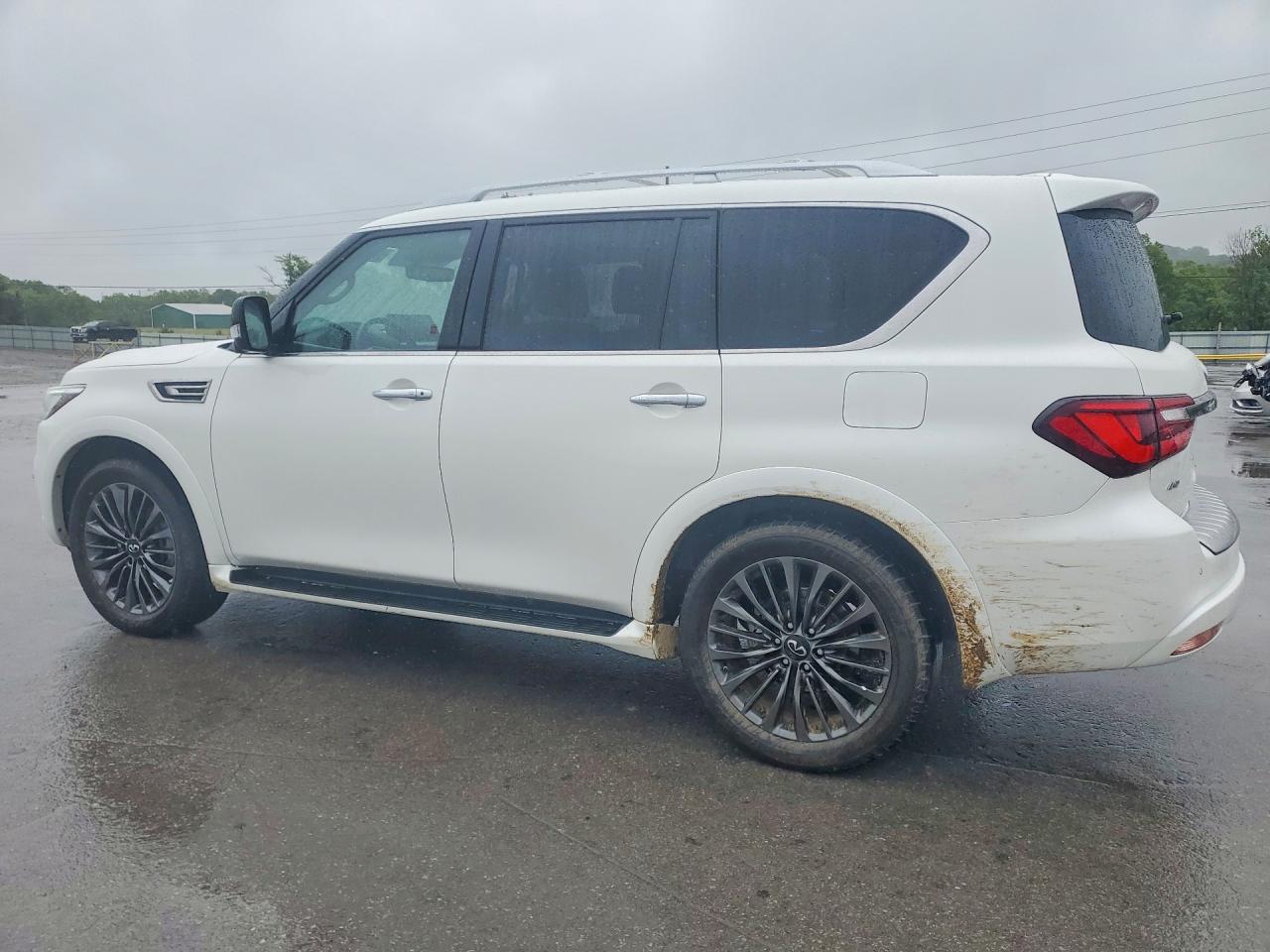 2024 INFINITI QX80 LUXE — снимка 2