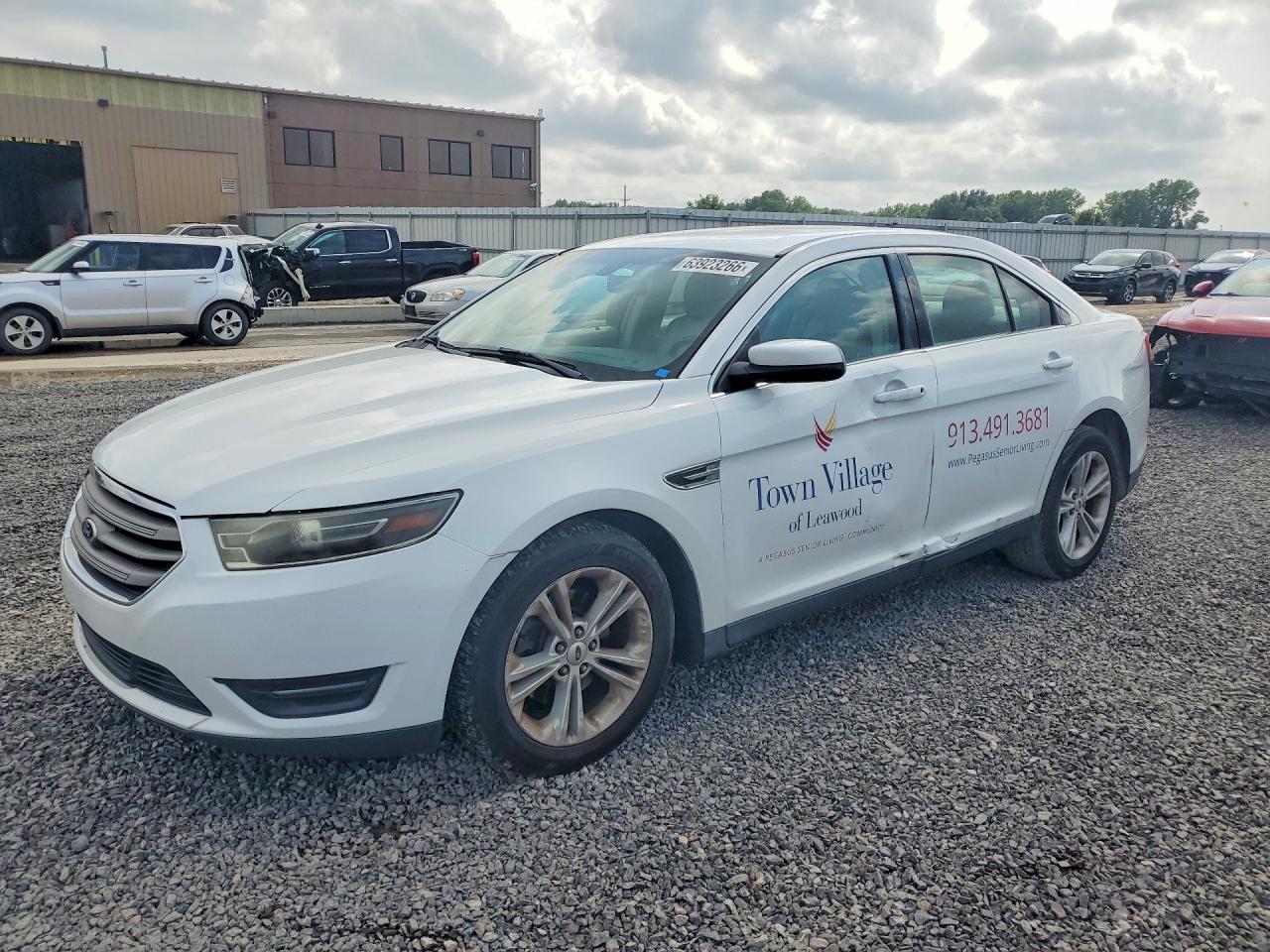 2015 FORD TAURUS SEL