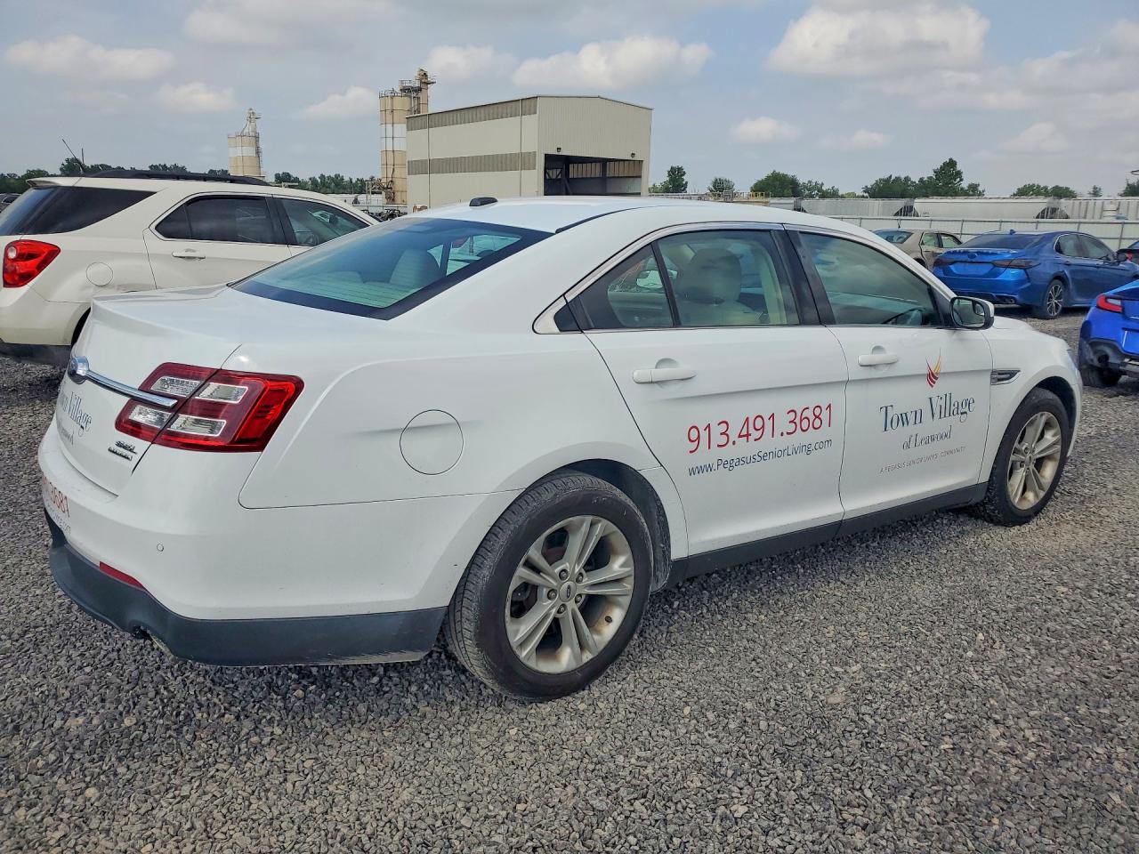 2015 FORD TAURUS SEL — снимка 3