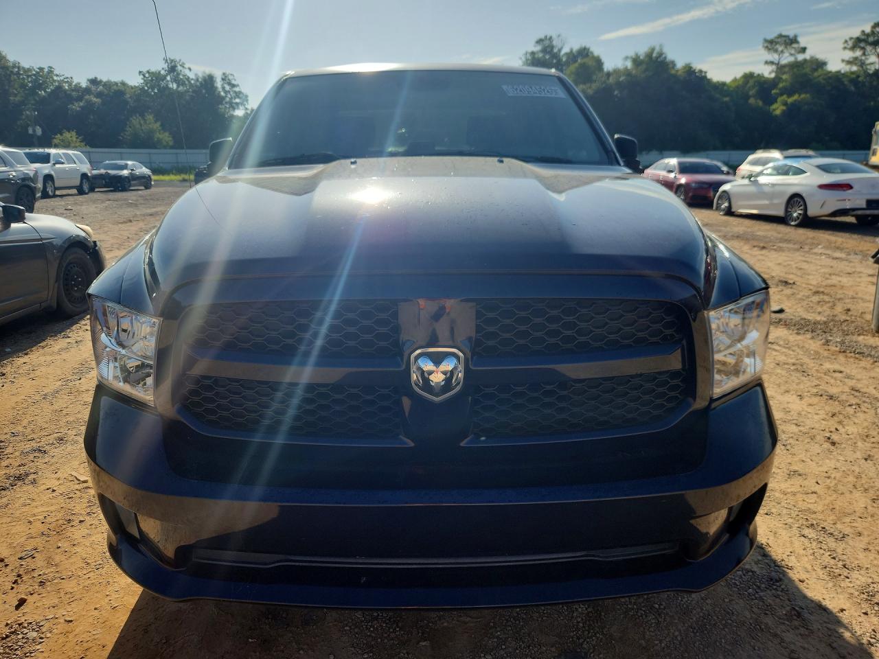 2015 RAM 1500 ST — снимка 5