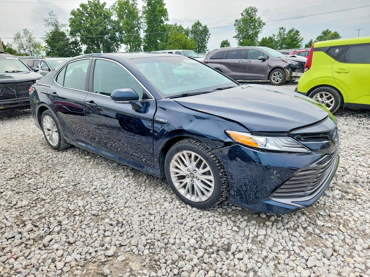 2018 TOYOTA CAMRY HYBRID XLE — снимка 4