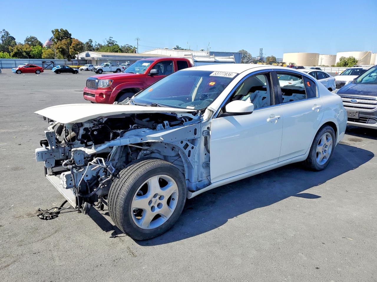 2015 INFINITI Q40 BASE