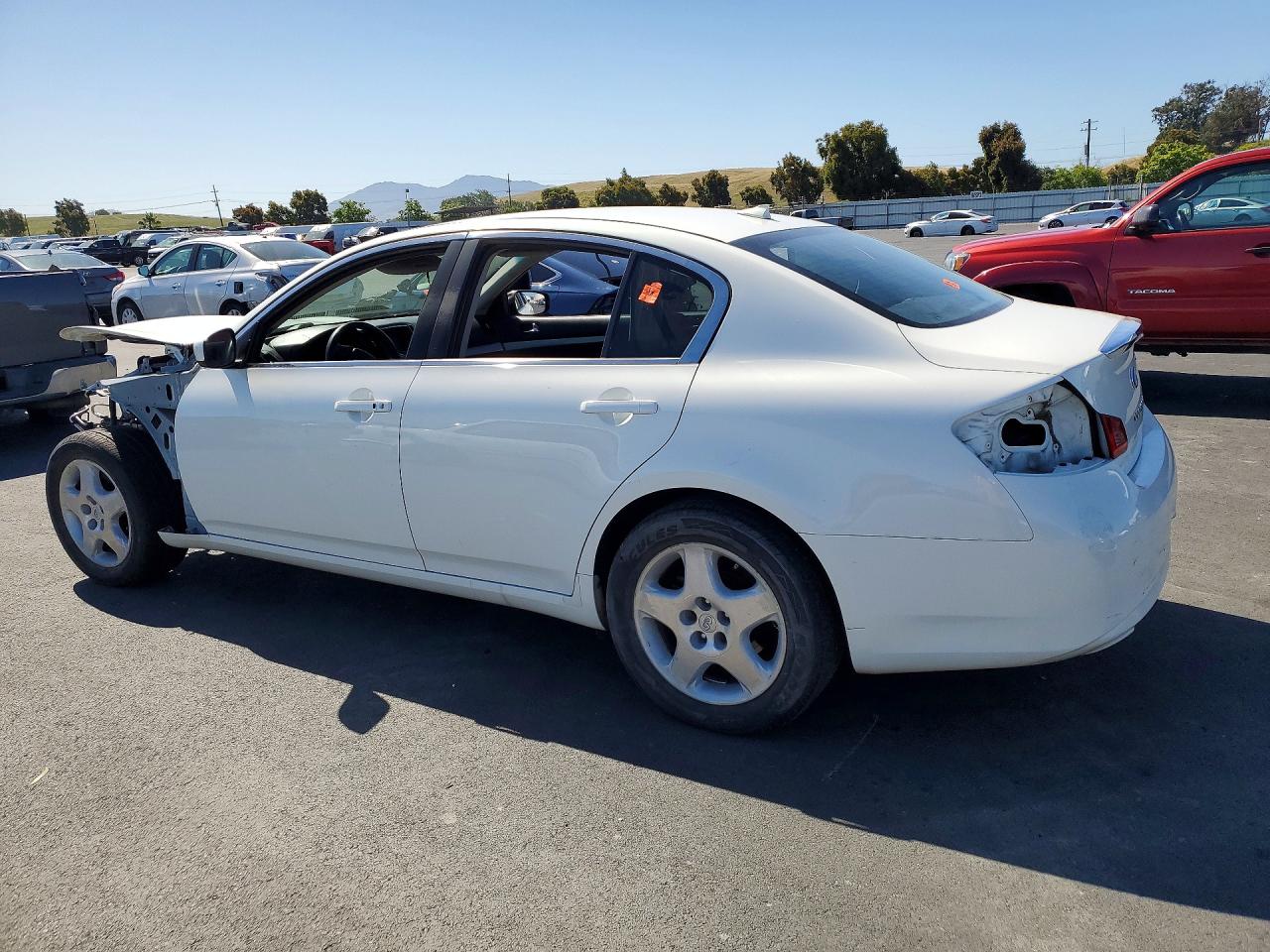 2015 INFINITI Q40 BASE — снимка 2