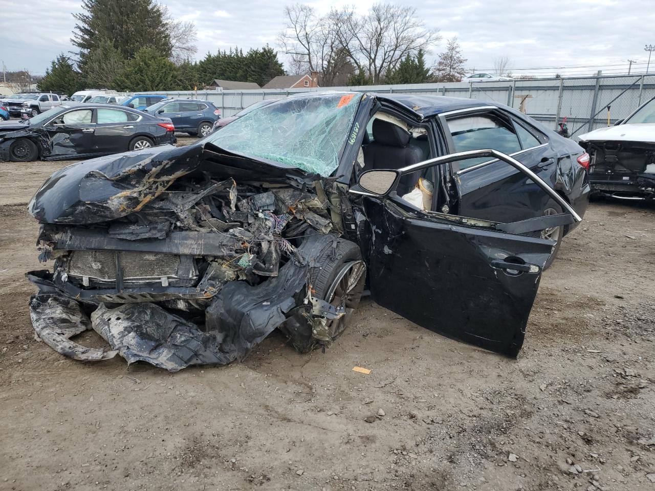 2017 TOYOTA CAMRY LE