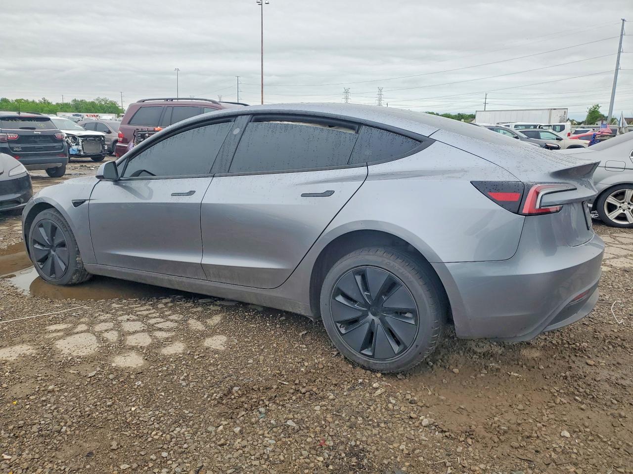 2025 TESLA MODEL 3 — снимка 2
