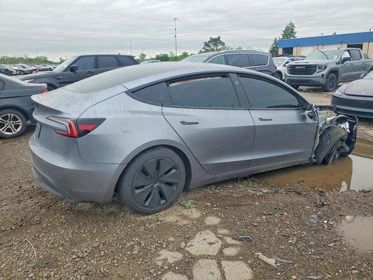 2025 TESLA MODEL 3 — снимка 3