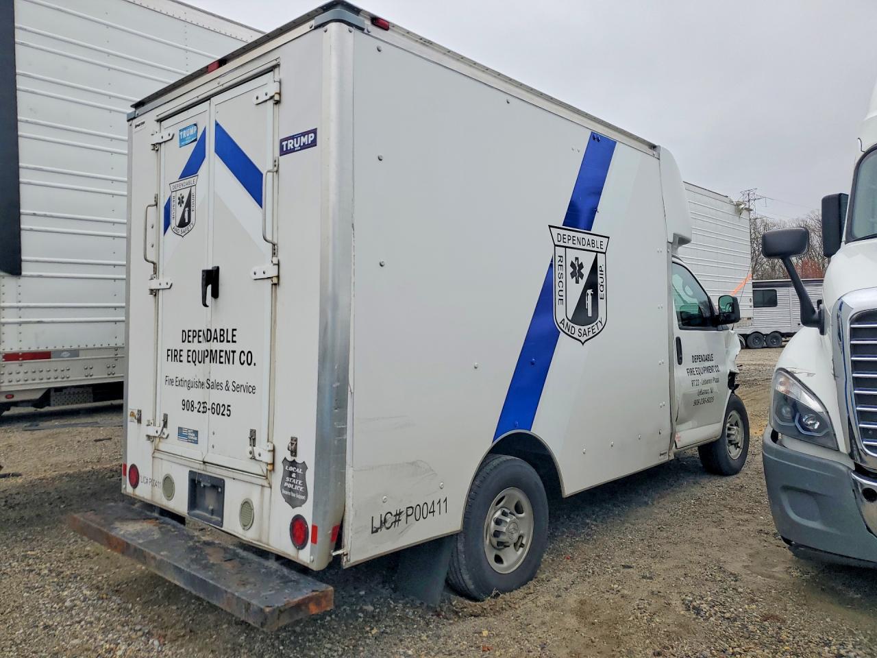 2015 CHEVROLET EXPRESS G3500 — снимка 3