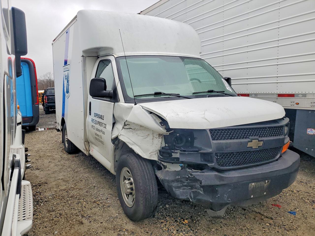 2015 CHEVROLET EXPRESS G3500 — снимка 4