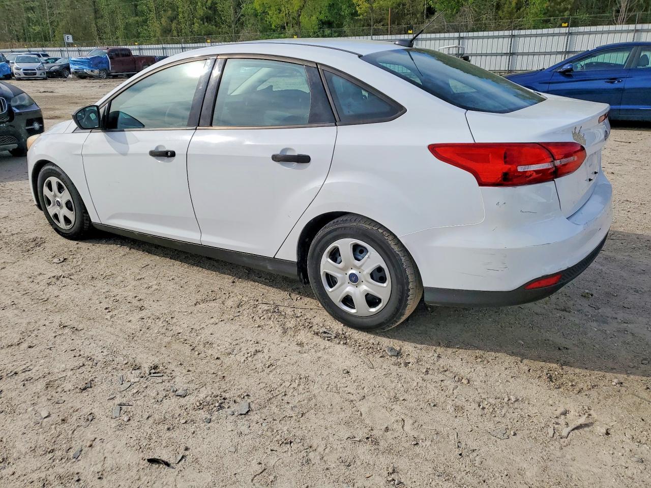 2016 FORD FOCUS S — снимка 2