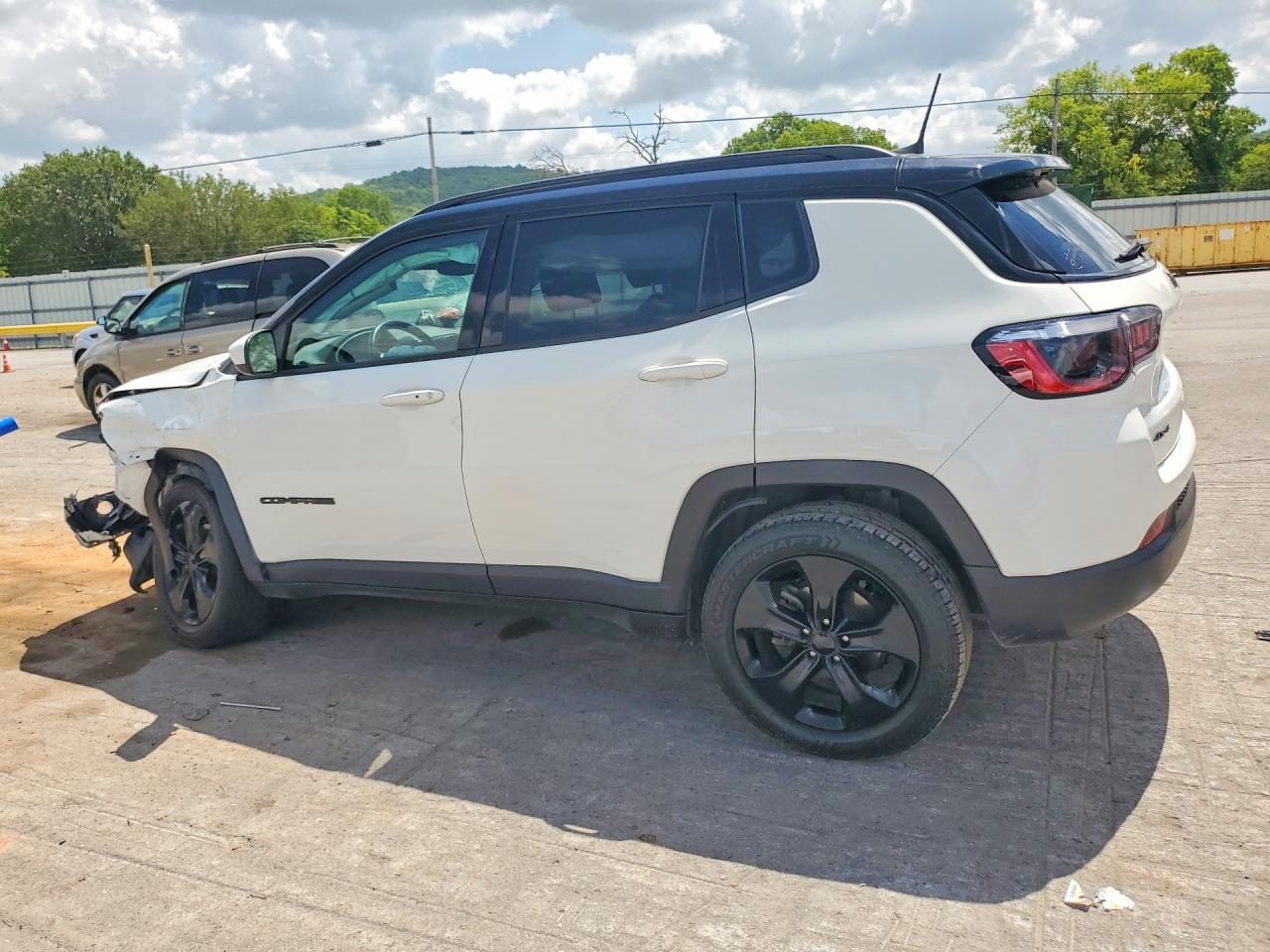 2021 JEEP COMPASS LATITUDE — снимка 2