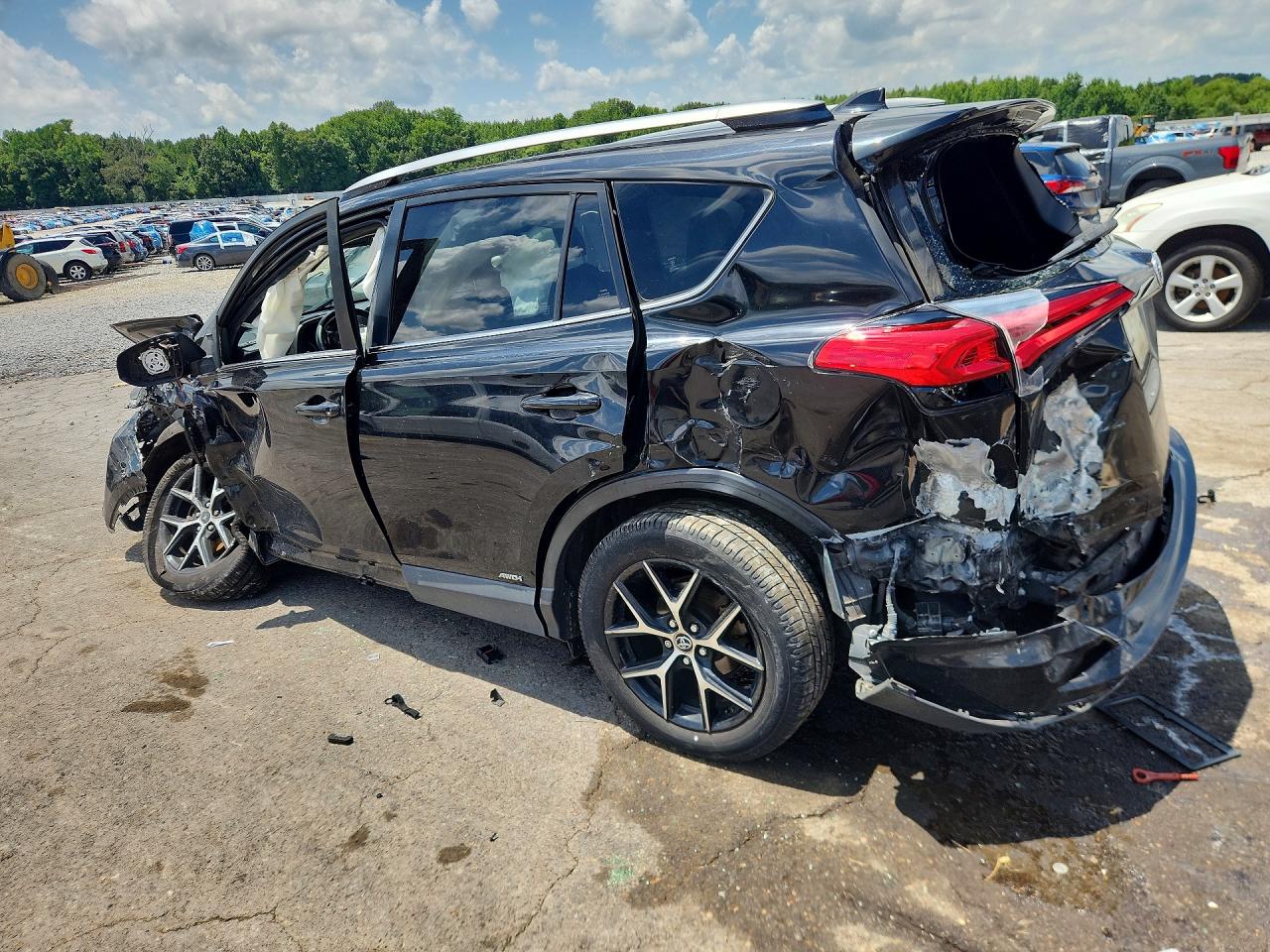2018 TOYOTA RAV4 HV SE — снимка 2