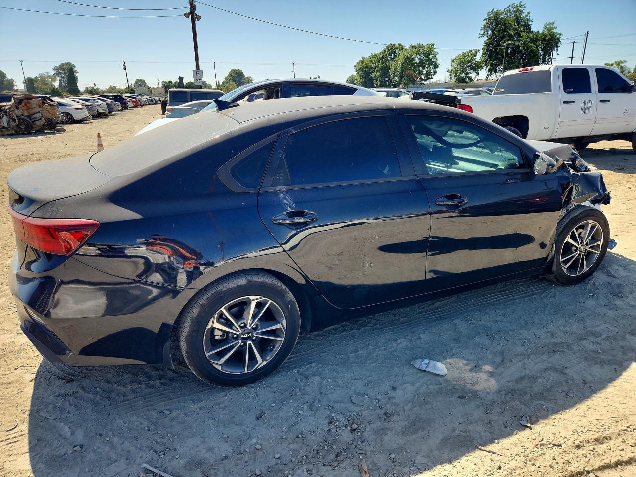 2023 KIA FORTE LXS — снимка 3